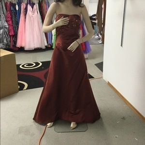 Size 12 Cinnamon colored Bill Levkoff Prom Dress